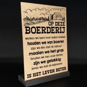 Tekstbord in standaard | Op deze boerderij (30x21cm)
